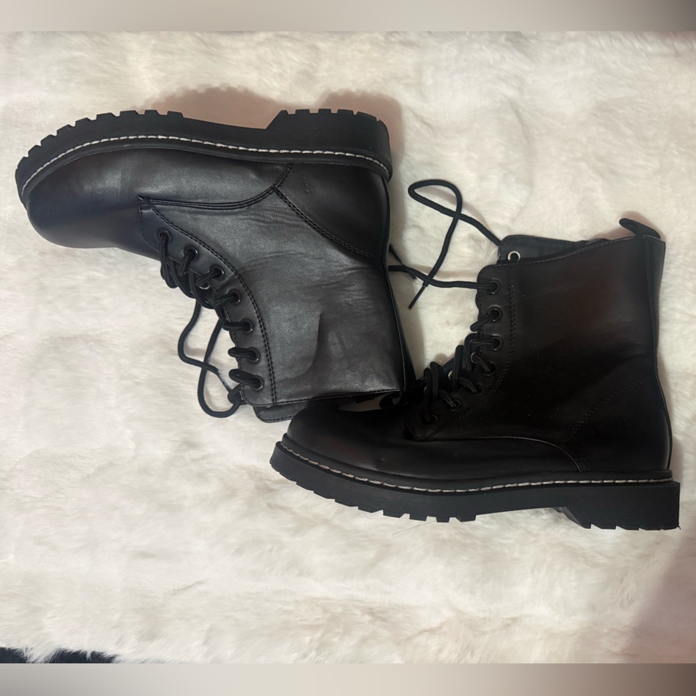 Torrid Black Lace-Up Combat Boots With Zipper